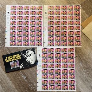 USPS Vintage 1992 -  3 Full Uncut Sheets Of Elvis Presley Stamps - 📬